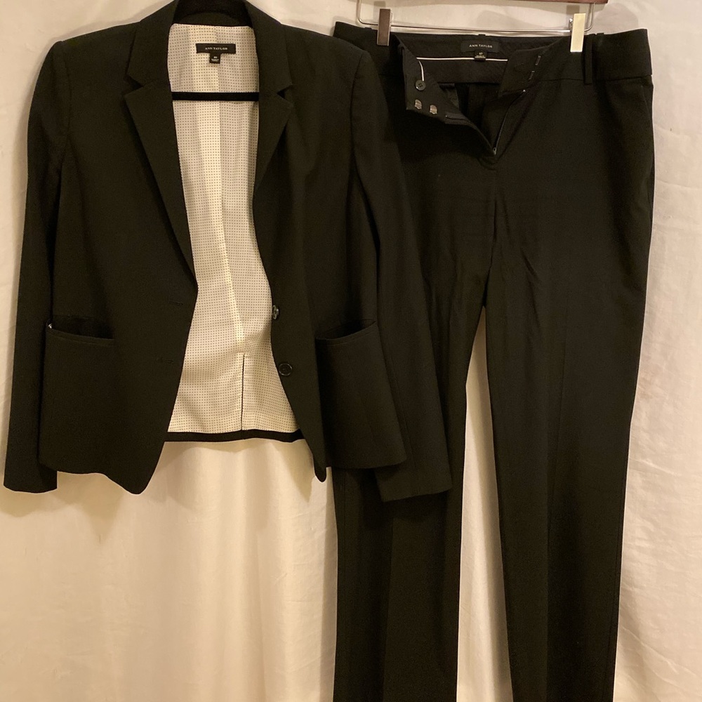 Black Ann Taylor Pants Suit
